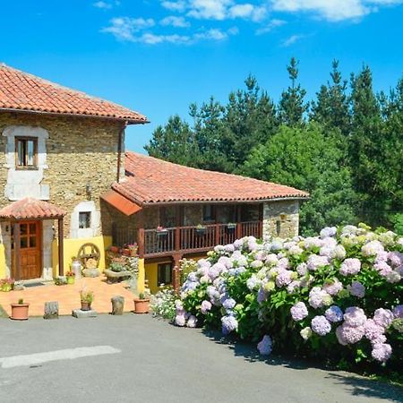 La Asturxana Guest House Malleza Ngoại thất bức ảnh