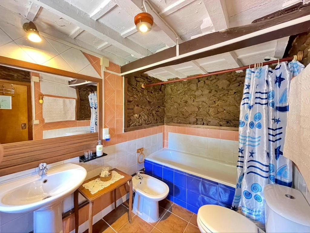 La Asturxana Guest House Malleza Ngoại thất bức ảnh