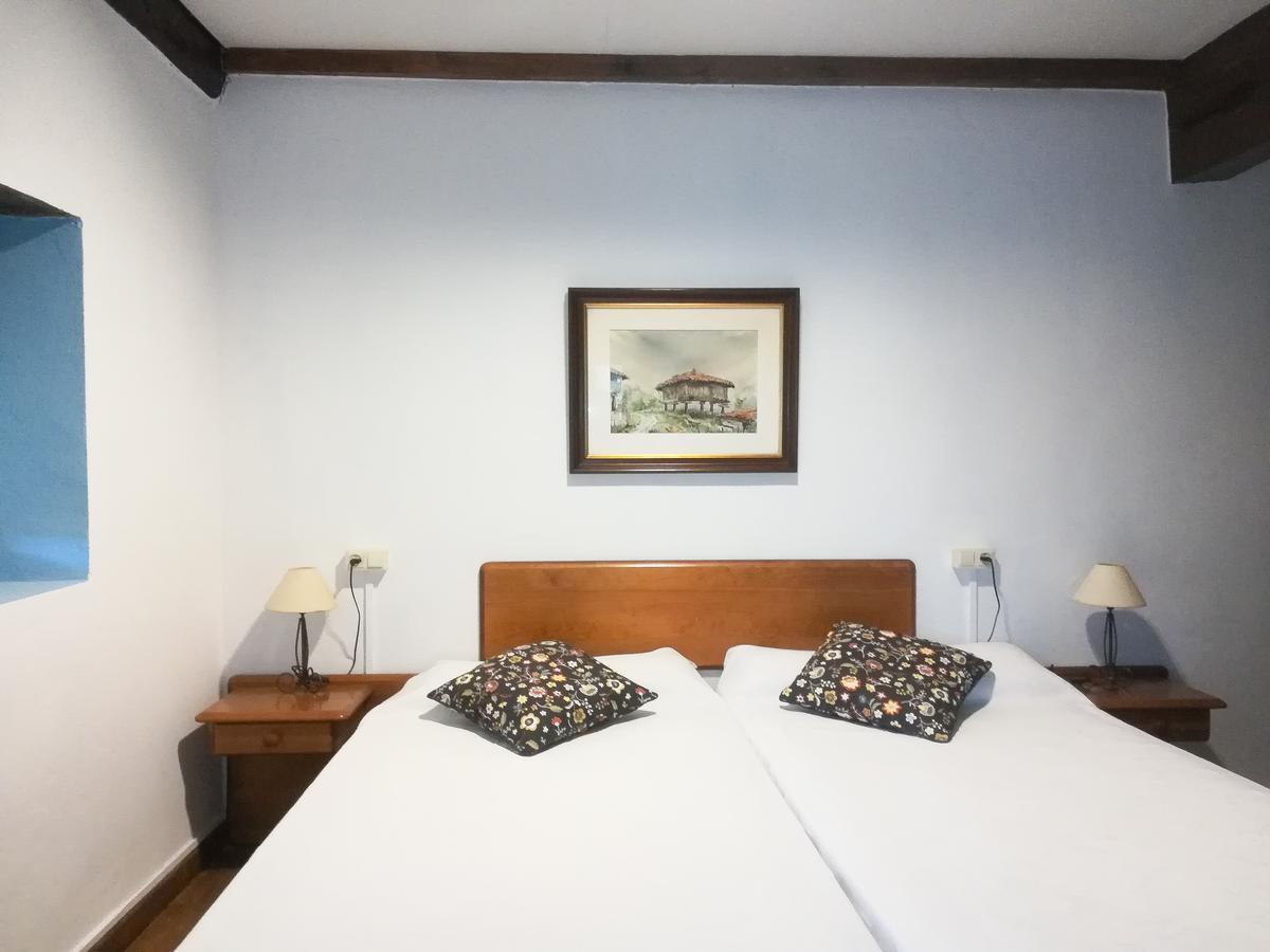 La Asturxana Guest House Malleza Ngoại thất bức ảnh