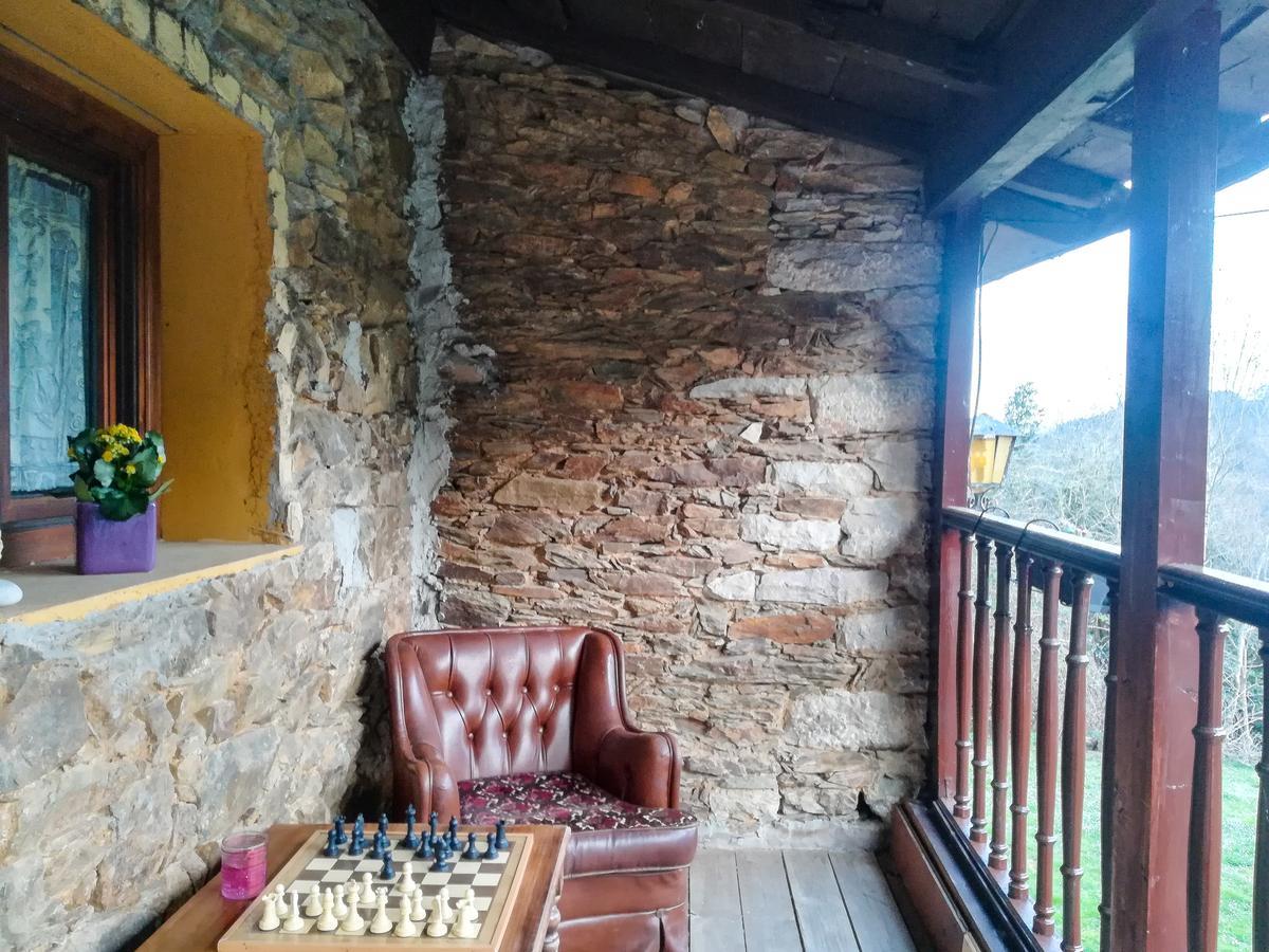 La Asturxana Guest House Malleza Ngoại thất bức ảnh